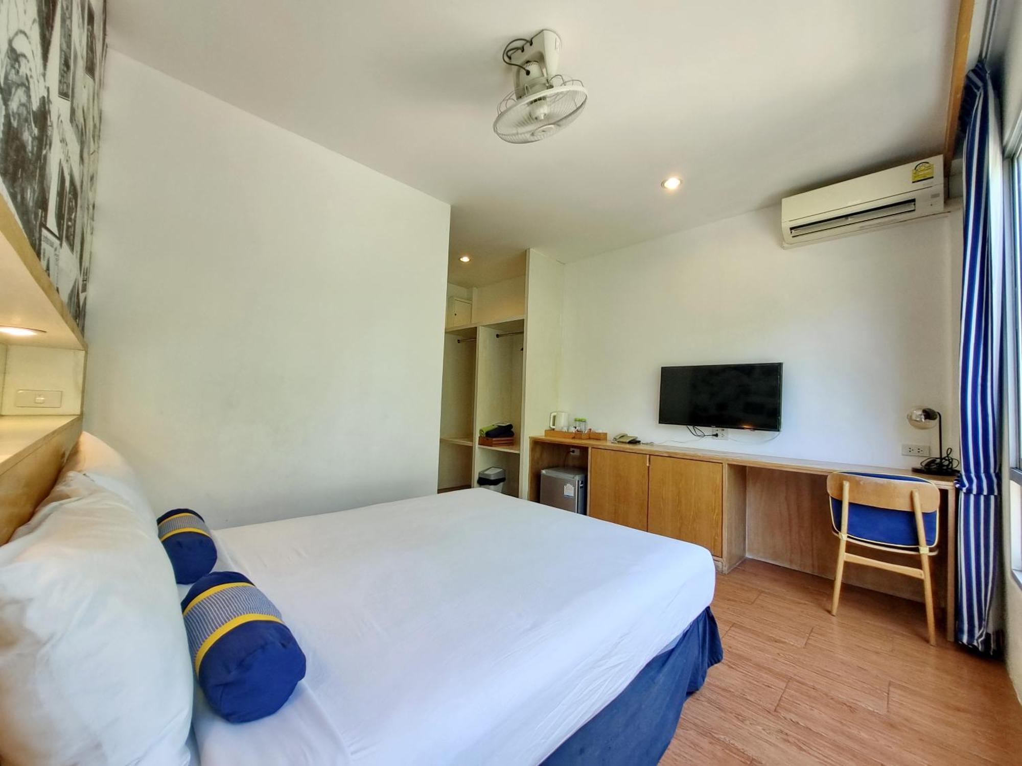 Mar24 Koh Tao Hotel Exterior photo